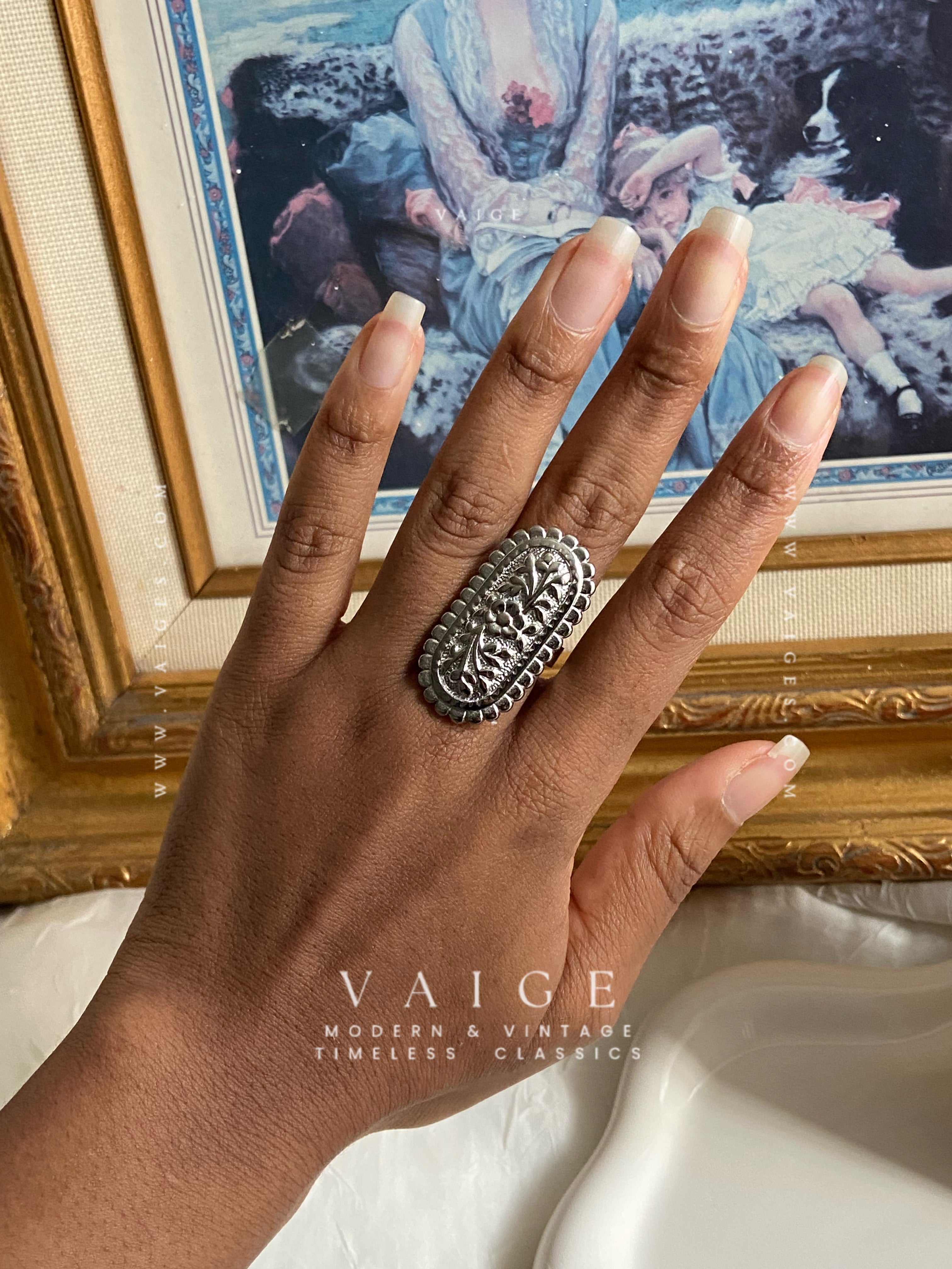 VAIGE 18K Gold Plated S.Steel Embossed Flower Oval Ring